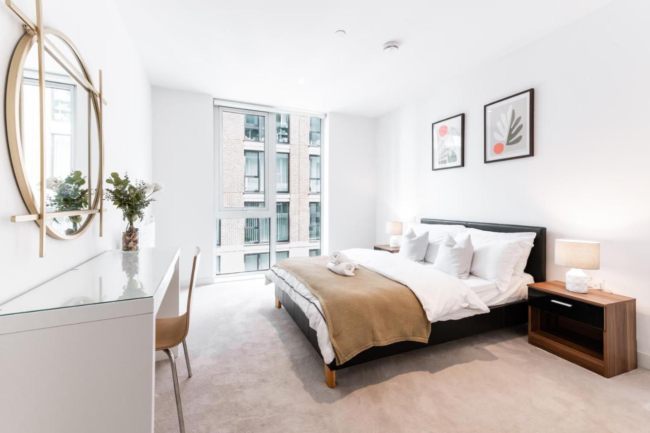 Khayat Homes - The Owelor - Two Bed ลอนดอน ภายนอก รูปภาพ